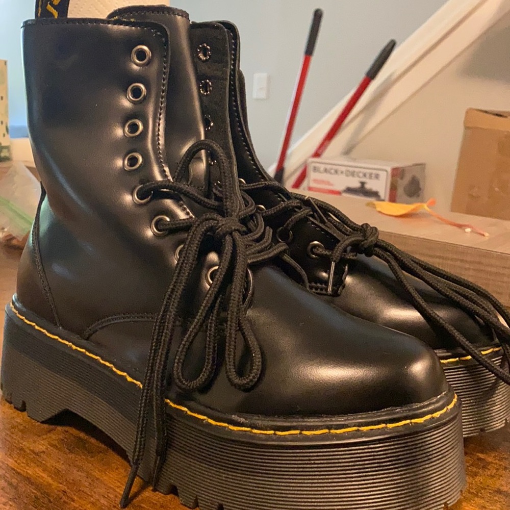 Doc Marten Jadon Dupes